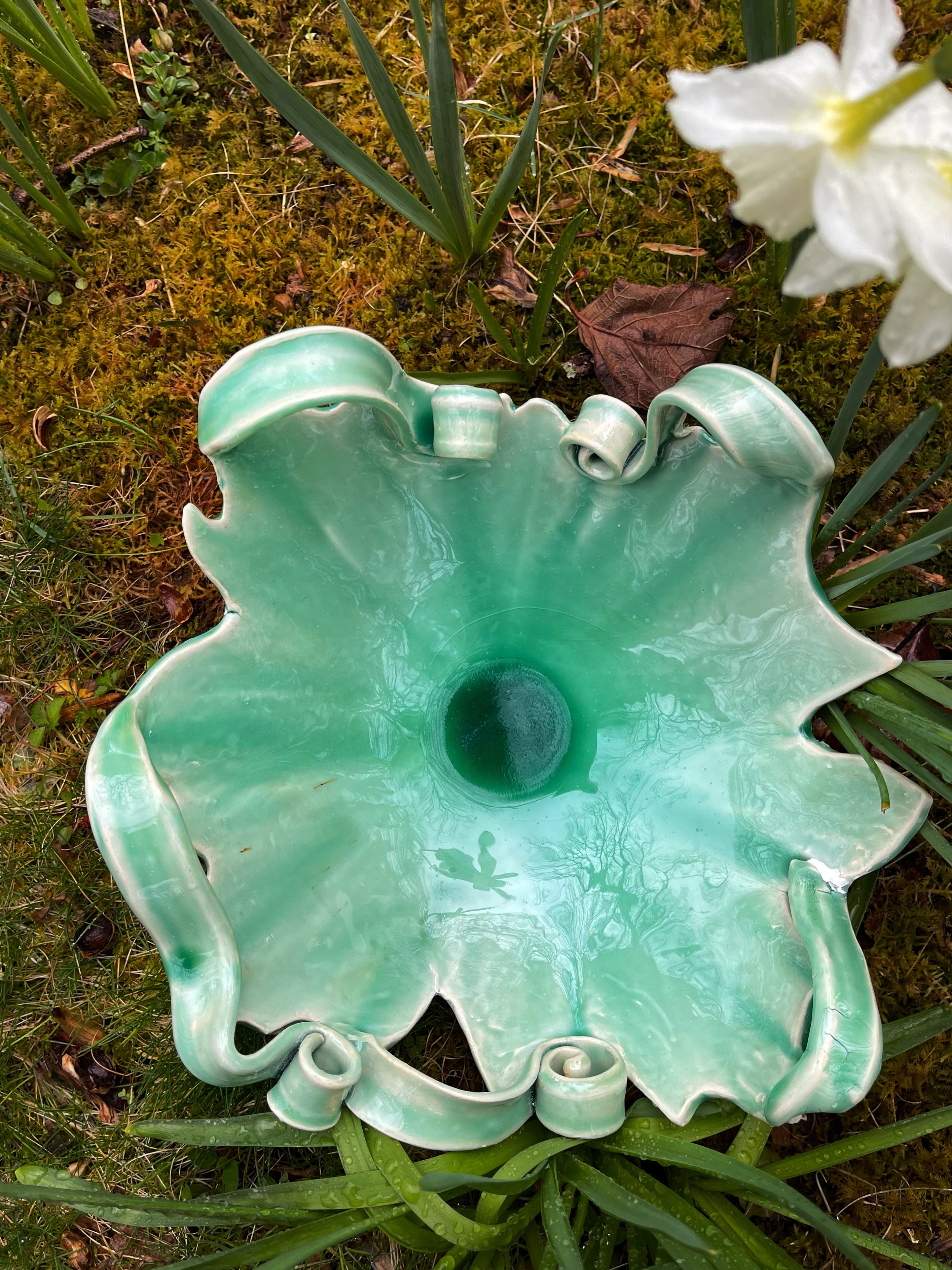 Curley vines ceramic serving bowl