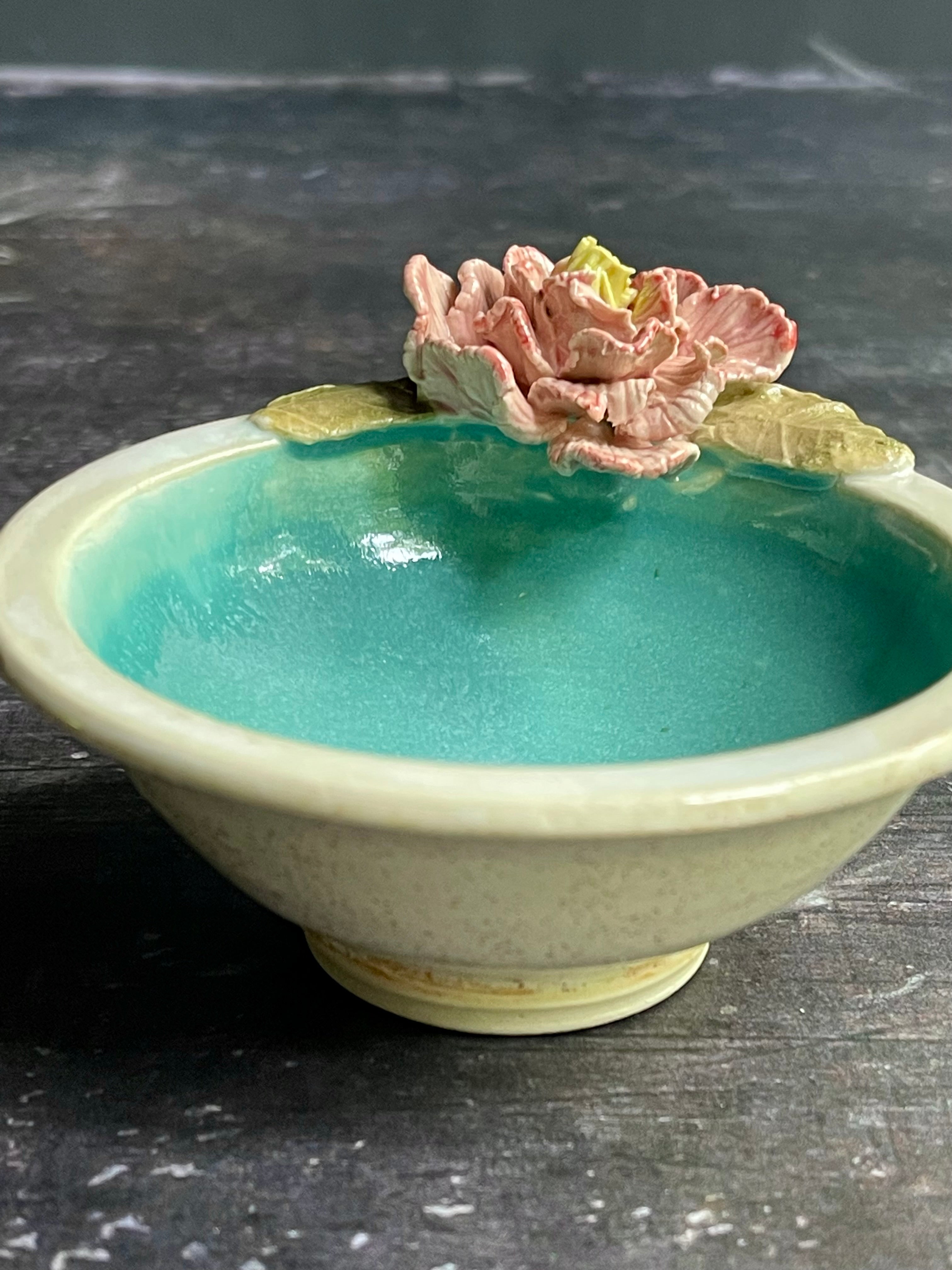 Flowers and bowls