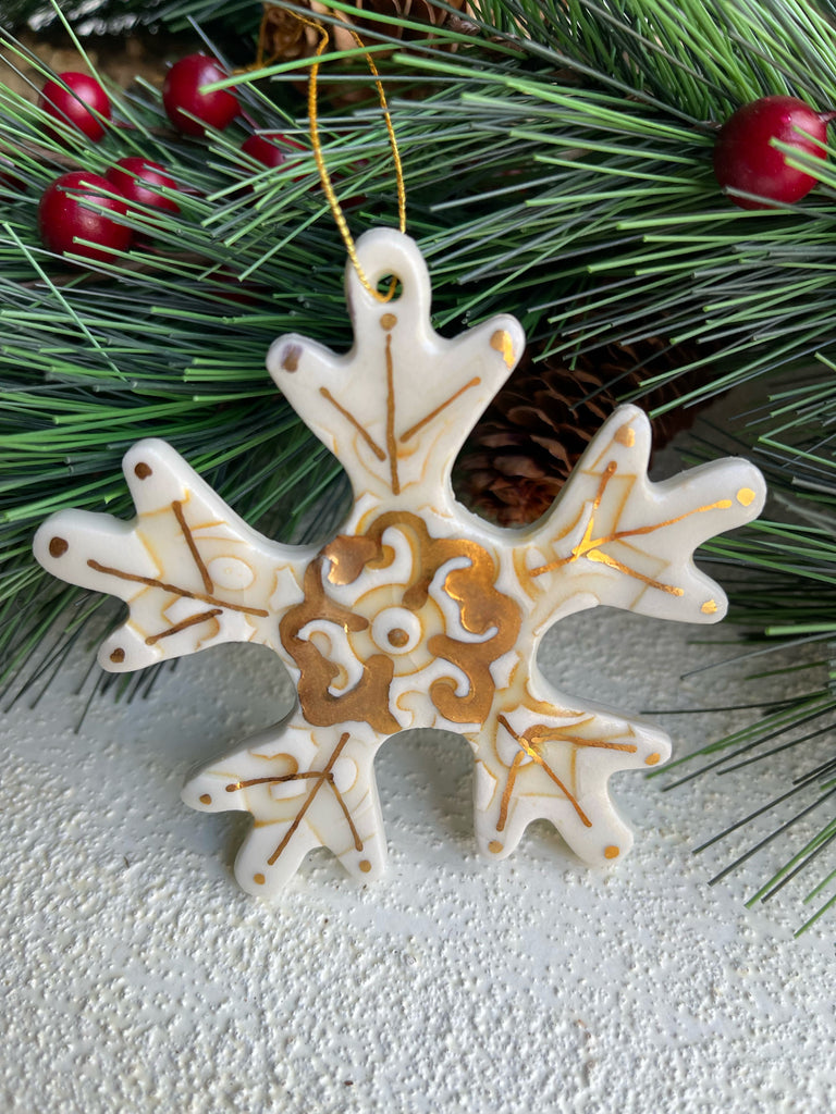 Ornament S3 porcelain snowflake with 22K gold