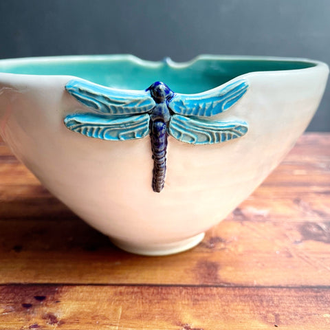 bowl with dragonflies B3  6 C