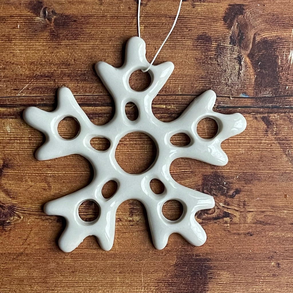 Ornament porcelain snowflake