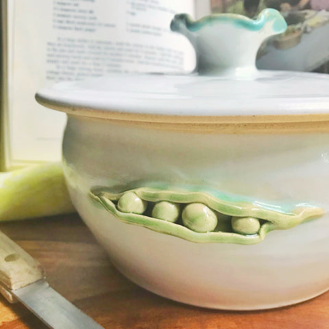 Pea Pod Ceramic Casserole 2 qt